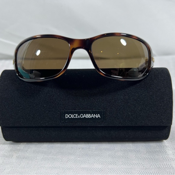 5022: D&G 2200 95 Tortoise Y2K Sunglasses Made in Italy